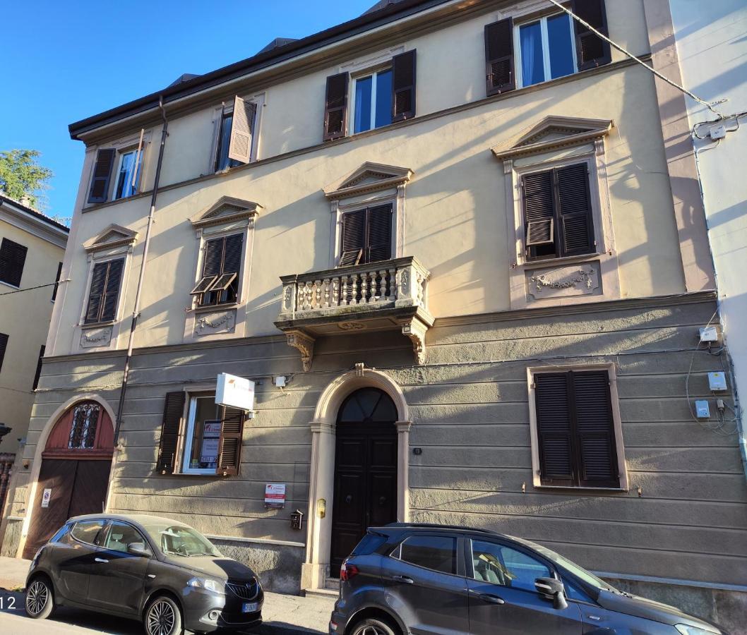 Appartamento Al Novecento Novi نوفي ليغوري المظهر الخارجي الصورة